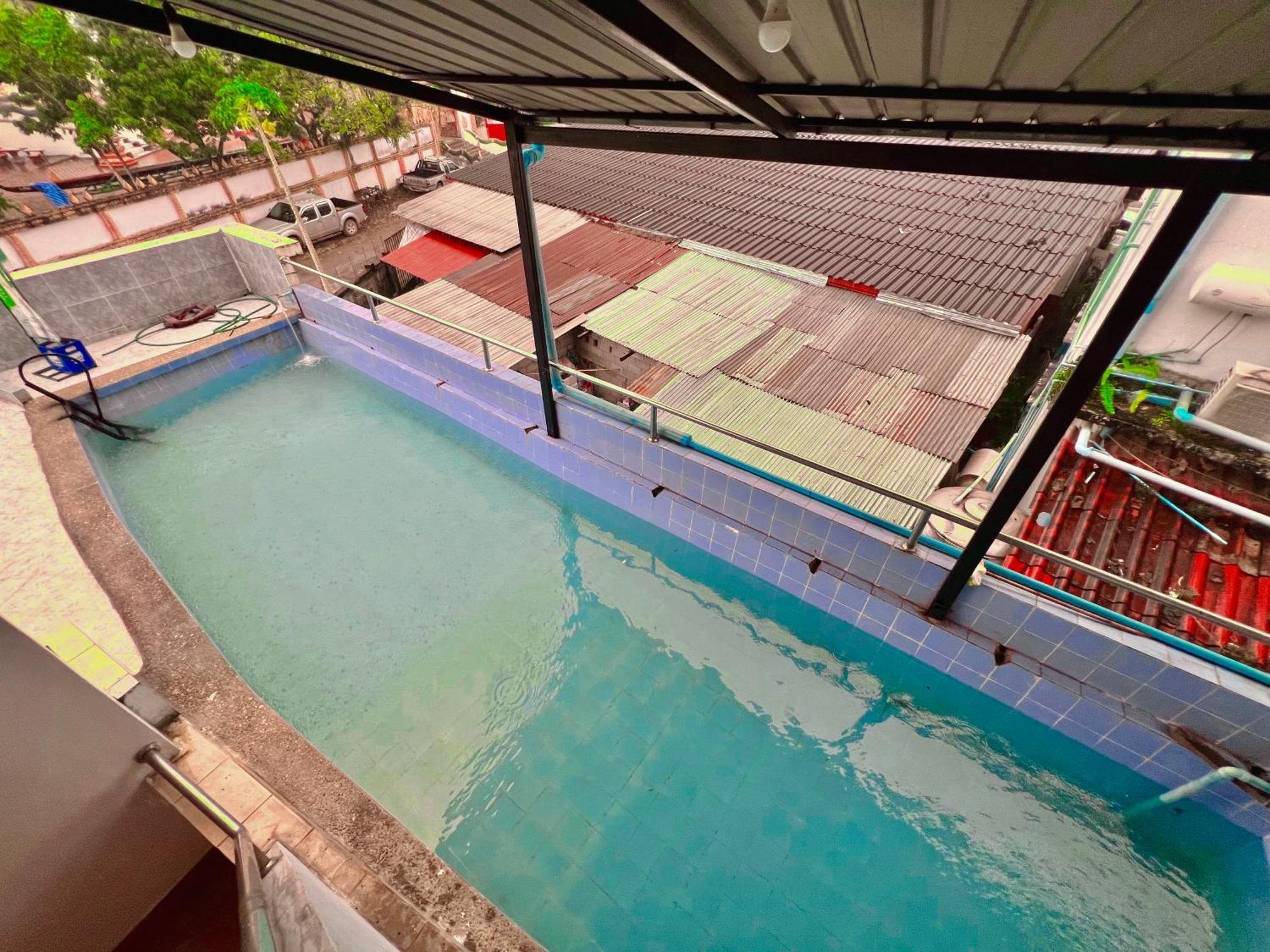 Easy Go Backpacker Hostel 万荣 外观 照片